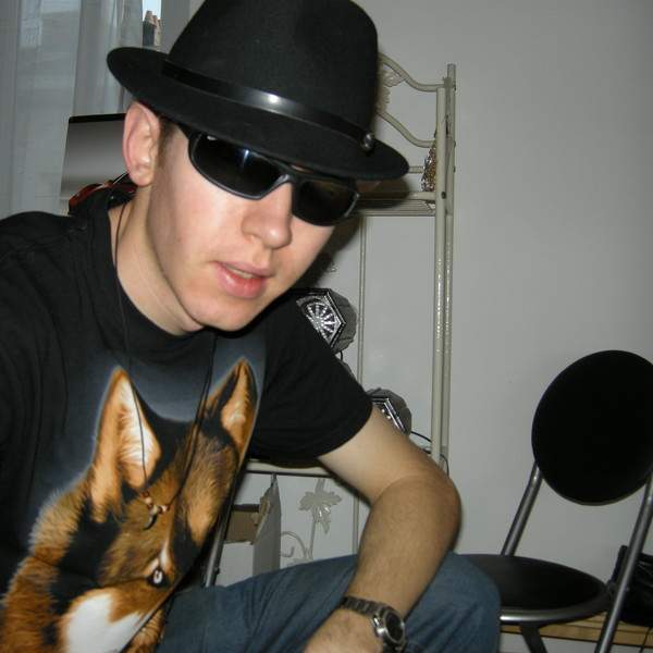 http://media.spectable.com/image/big/n/156697.jpg?1295176691