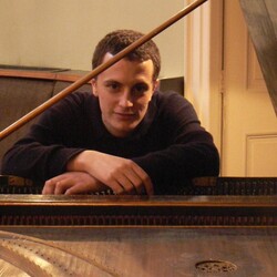 160001