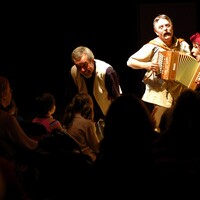 "ZINZIN CABARET" - Spectacle à voir en famille