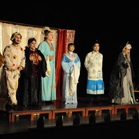 Arlequin navigue en Chine, création et mise en scène de Luca Franceschi par La Compagnie du Théâtre des Asphodèles