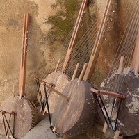 montage accordage et réparation percussions et instruments traditionnels africains