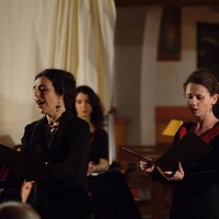 Chants de Noël par Adèle Pons et Eva Moussiegt