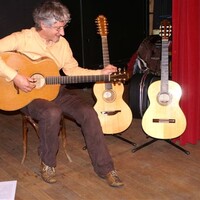 Guitariste instrumental cherche concerts en France et à l'étranger