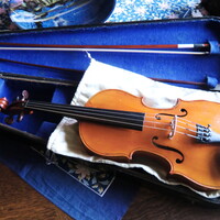 loue violon 1/2