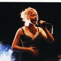 Chanteuse/danseuse cherche remplacement