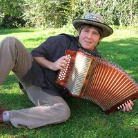 Robert Santiago