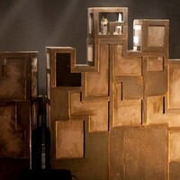 Scénographie, décors, marionnettes et accessoires