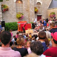 Marionnettes : spectacle de rue