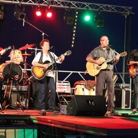 Acoustic 4