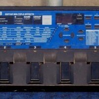 Pédalier guitare boss me8