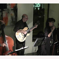 VOUS RECHERCHEZ UN GROUPE DE JAZZ VOCAL JOUANT AUSSI DE LA POP?