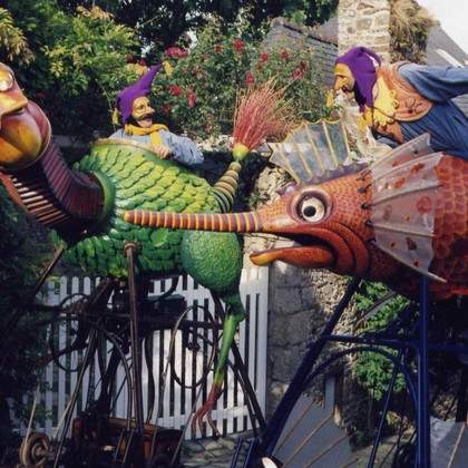 "ANIMALIS" - Spectacle déambulatoire - Etonnantes créatures colorées à roues et à moteurs 