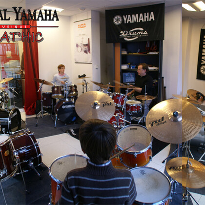 Cours batterie basse guitare électrique et folk, claviers