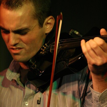 VIOLONISTE pro cherche GROUPE pour IMPROS