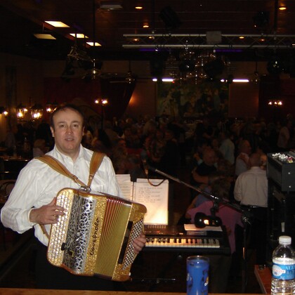Accordeoniste Chanteur Clavier animations tous styles