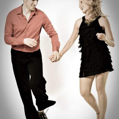  Cours réguliers de SALSA CUBANA @ Vibrato avec Raffa