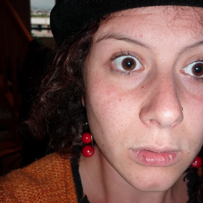 Jeune comédienne cherche projet théâtre/cinéma