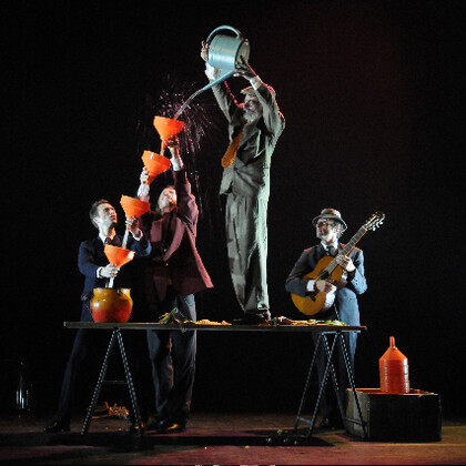 Cabaret désemboîté/ Compagnie Les Apostrophés