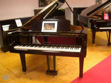 Piano Yamaha C3