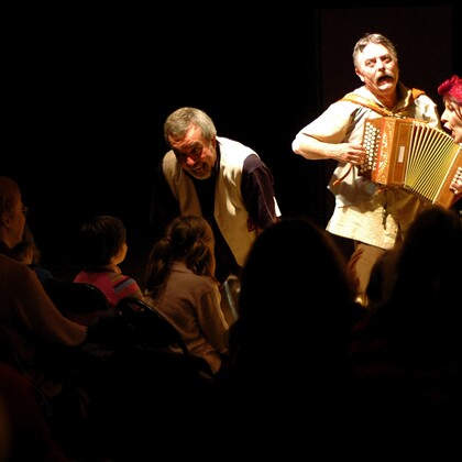 "ZINZIN CABARET" - Spectacle à voir en famille