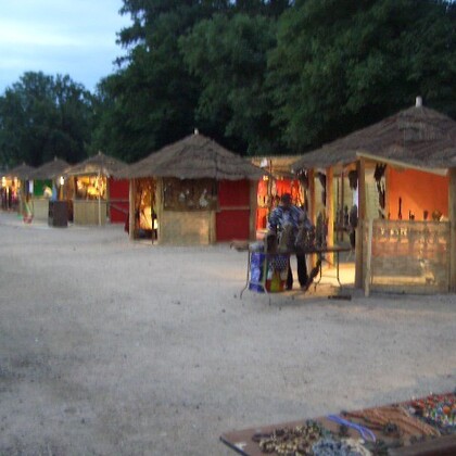 Cases, ou village africain pour accueillir des événements d'afrique (marchés de noel.........