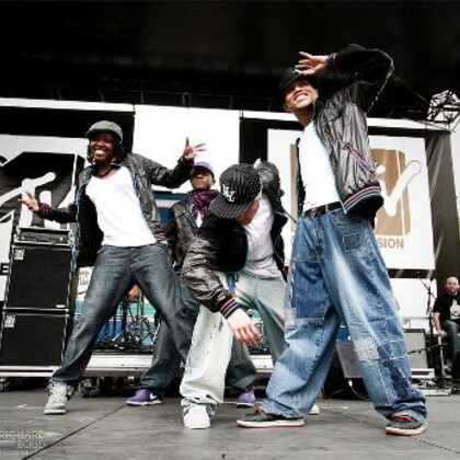 COURS HIP HOP ADULTES & ENFANTS / PARIS 2011-2012