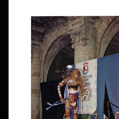 CV CHOREGRAPHE DANSEUSE ET PROF DE DANSE AFRICAINE BINTOU BAKAYOKO