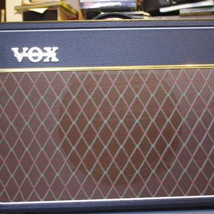 ampli à lampes VOX AC15 C1 395 €
