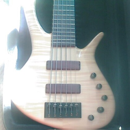 basse à vendre