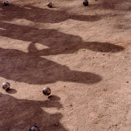 Une partie de pétanque