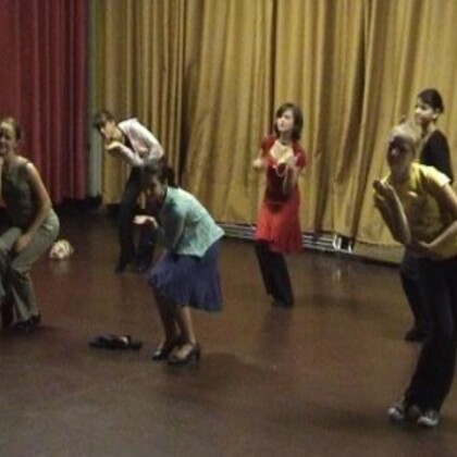 Cours de danse moderne /mise en scène à Bruxelles