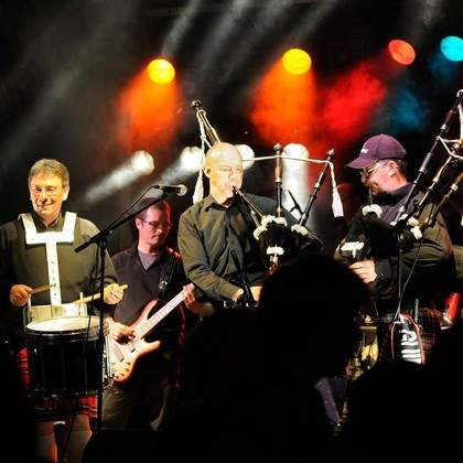groupe CELT IN BLACK