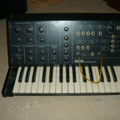 Vends synthétiseur Korg MS10