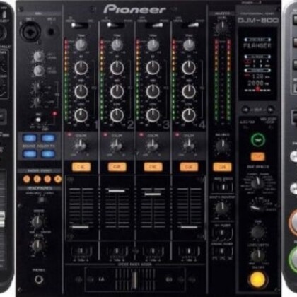 VENTE  de 2 pioneer CDJ1000 MK3 et DJM 800