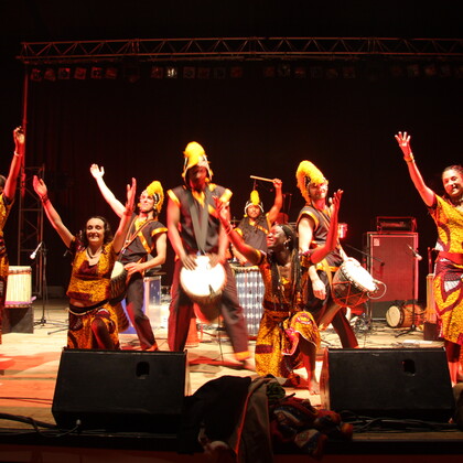 la troupe TxiKan