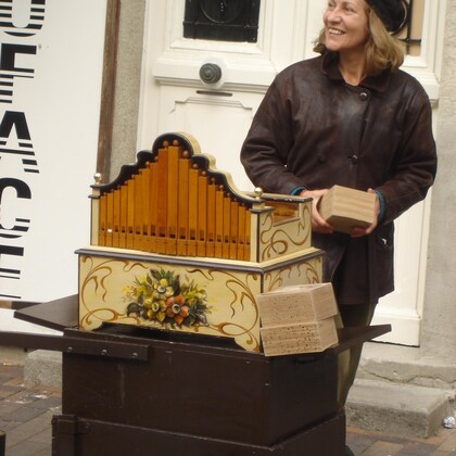 chanteuse orgue de barbarie:Machon, l'air de ma rue