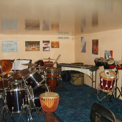 COURS de Batterie ,Djembé et Percussions