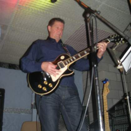 guitariste-chants recherche groupes