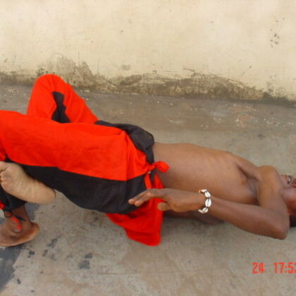 Danseur choregraphe percussionniste donne des cours de danse africaine et de djémbé