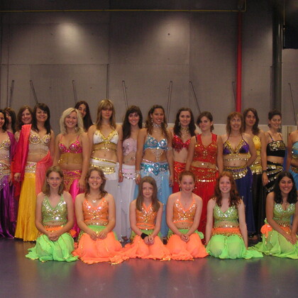 COURS DE DANSE ORIENTALE DANS LE 77 ET 93 AVEC ALMEE