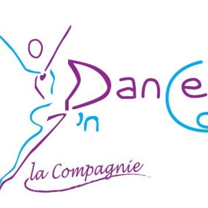 Gestuelle scénique à destination des chanteurs, comédiens, musiciens etc....