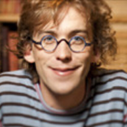 Fred Pellerin, de peigne et de misère au Théâtre de Villefranche