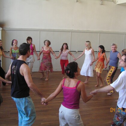 Biodanza: atelier hebdomadaire.