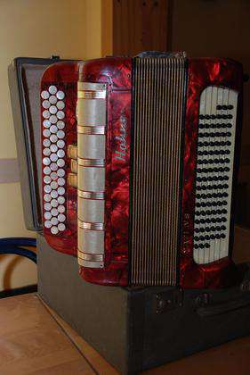 Accordéons HOHNER AMATI IV B