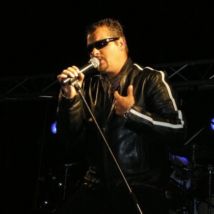 HOMMAGE JOHNNY HALLYDAY / "Johnny Vince" et ses " Vautours "