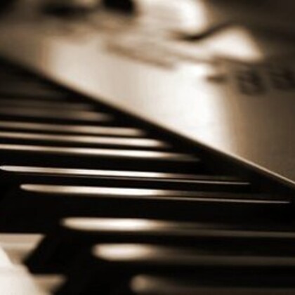 Groupe Pop-Funk-Jazz cherche pianiste / claviériste  expérimenté(e)  (Brabant Wallon)