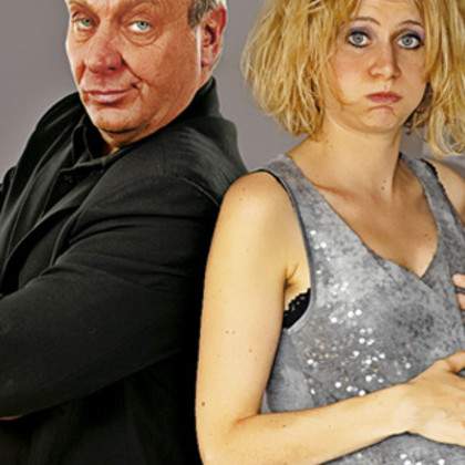Une fille drôlement gonflée, de Ray Cooney