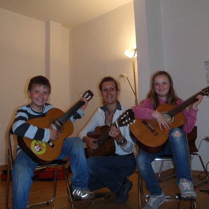 Cours de Guitare et Éveil musical