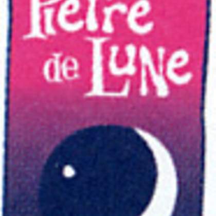 voiseau par 4 haut théâtre
