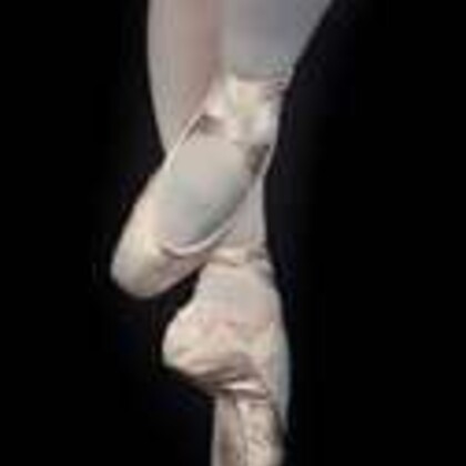 Cherche location de salle de danse pour répéter a prix raisonnables.